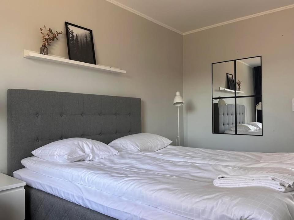 Motell Fyra Haestar Rattvik Bagian luar foto